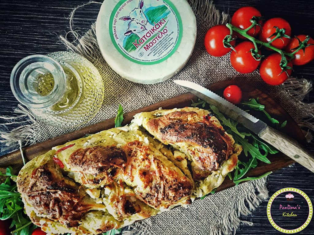 μεσογειακό τυρόψωμο-τυρί-ψωμί-μαστέλο-χίος