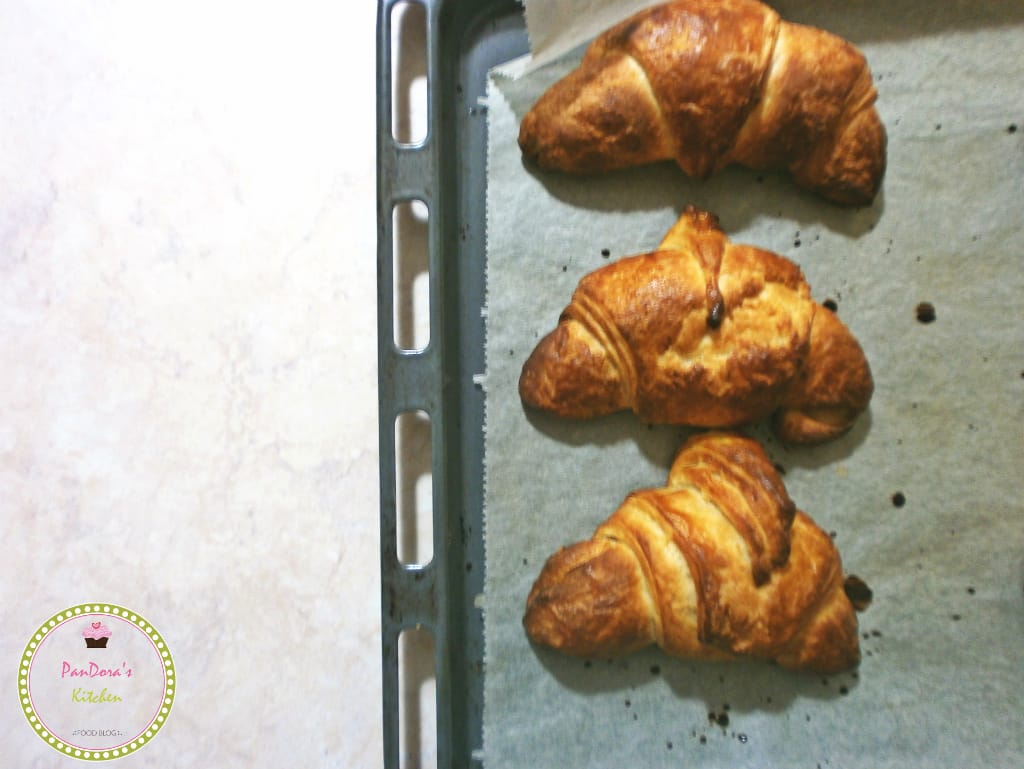 croissant-homemade croissant-puff pastry-france-breakfast-pandoras kitchen