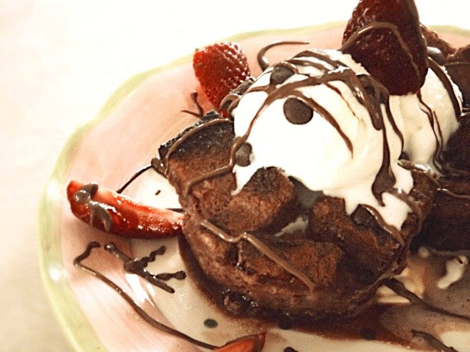 pandoras-kitchen-blog-greece-straberries-pudding-icecream-chocolate